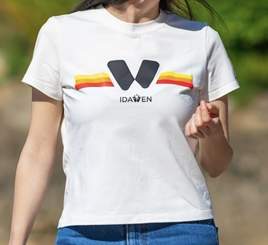 CAMISETA DE MANGA CORTA BEIGE MUJER